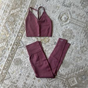 Set Active Plum Set